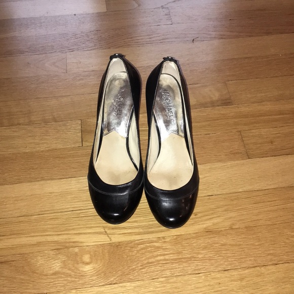 Michael Kors heels - Picture 3 of 4